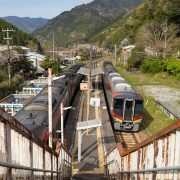 列車に乗って…