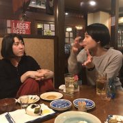 打ち上げる