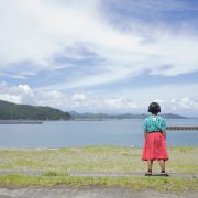 青空と海と女の子